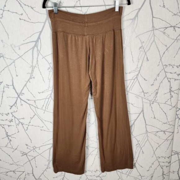 This is J Camel Bamboo Stretch Jersey Knit Henley Pajama Set - Picture 6 of 9